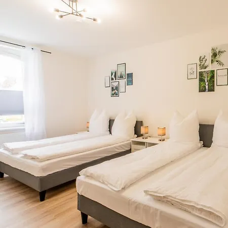 Grosse 3-Zimmer Wohnung - Zentral-Coburg - Kostenloser Parkplatz Exterior photo