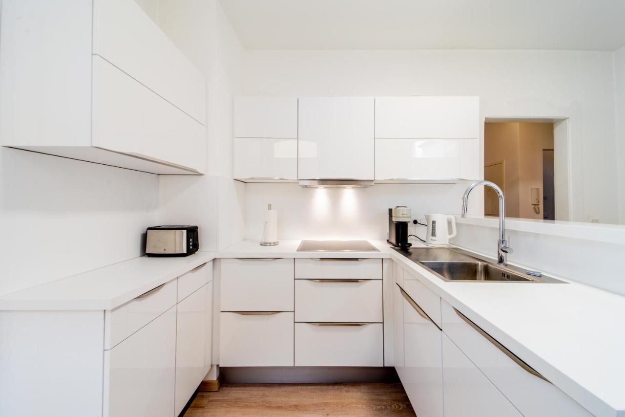 Grosse 3-zimmer - Zentral-coburg - Kostenloser Parkplatz Apartment *